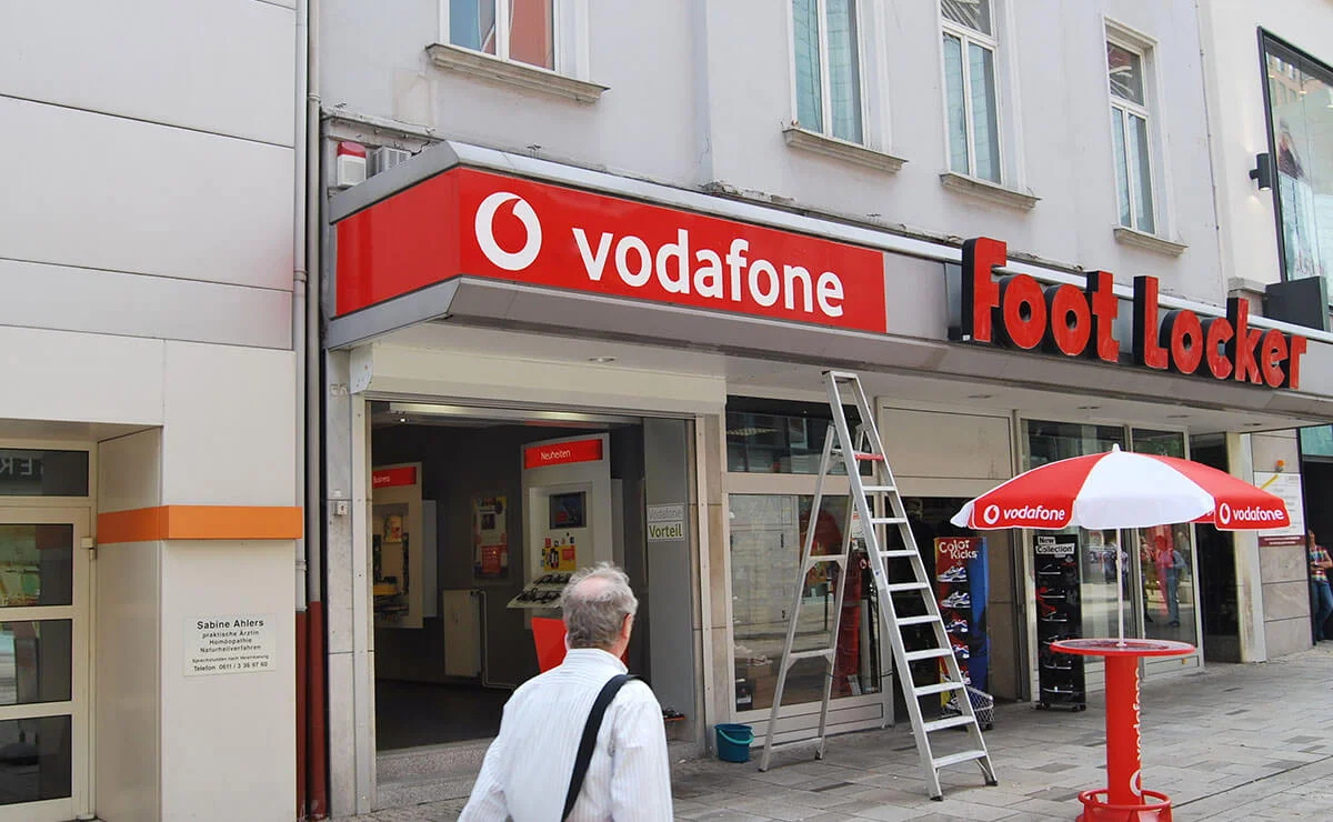 beschilderung-wiesbaden-vodafone-01
